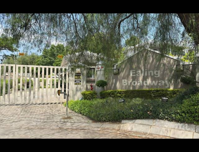 1 BEDROOM APARTMENT FOR SALE IN BRYANSTON